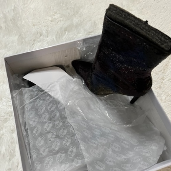 Steve Madden Wagner Sequins Booties - Picture 9 of 12